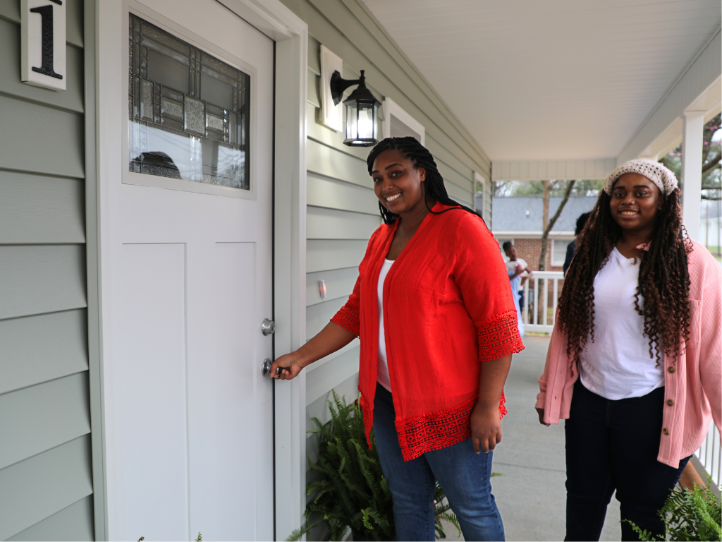 Saquoya Brown Home