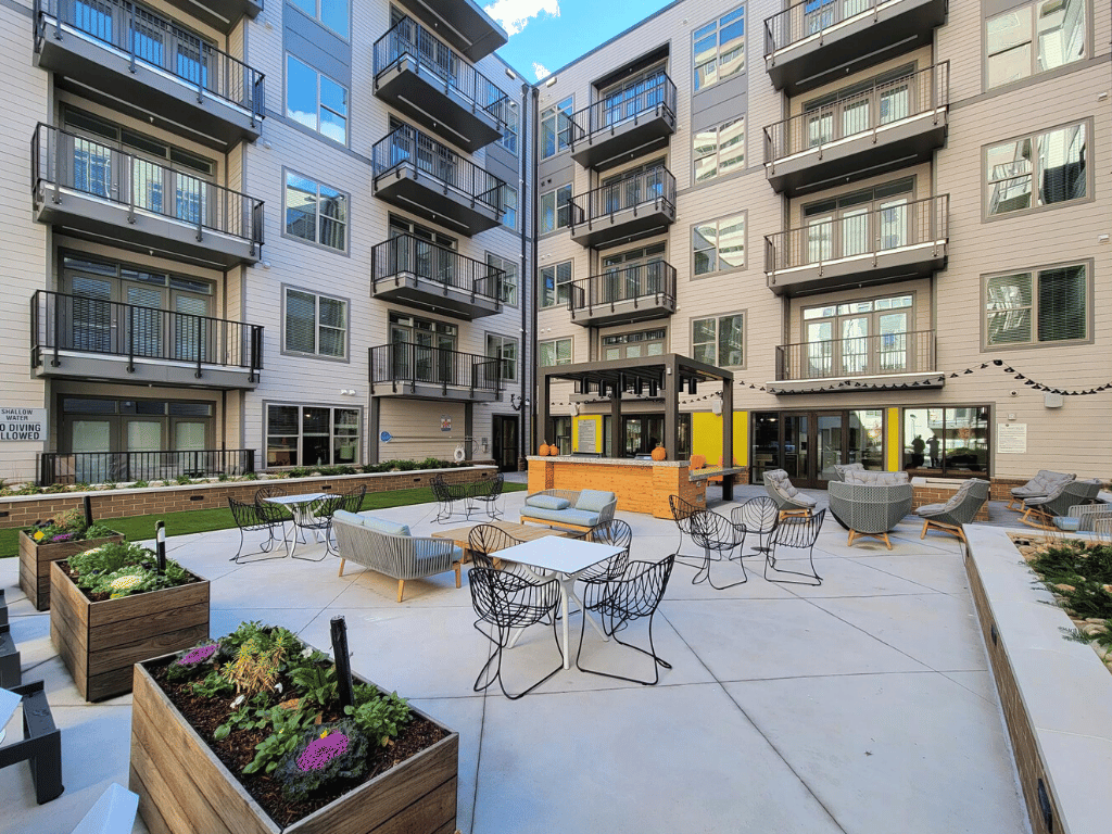 Link Apartments℠ 4th Street courtyard