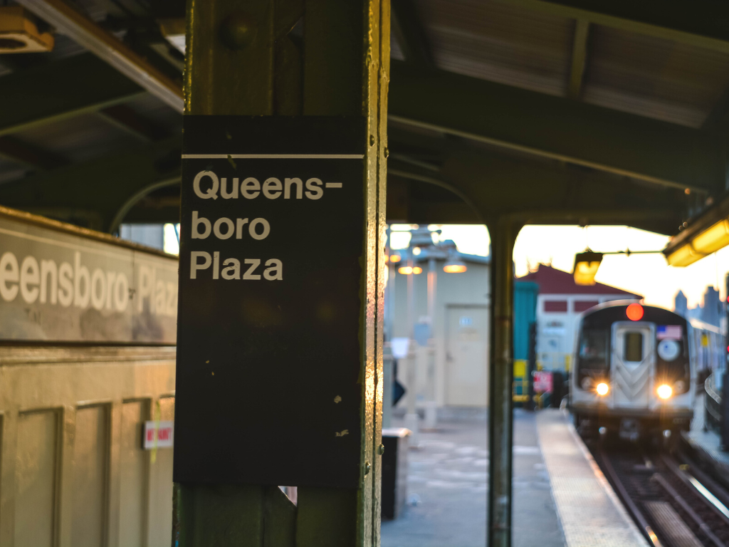 Queensboro Plaza station
