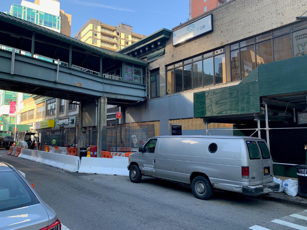 Queensboro Plaza subway entrance